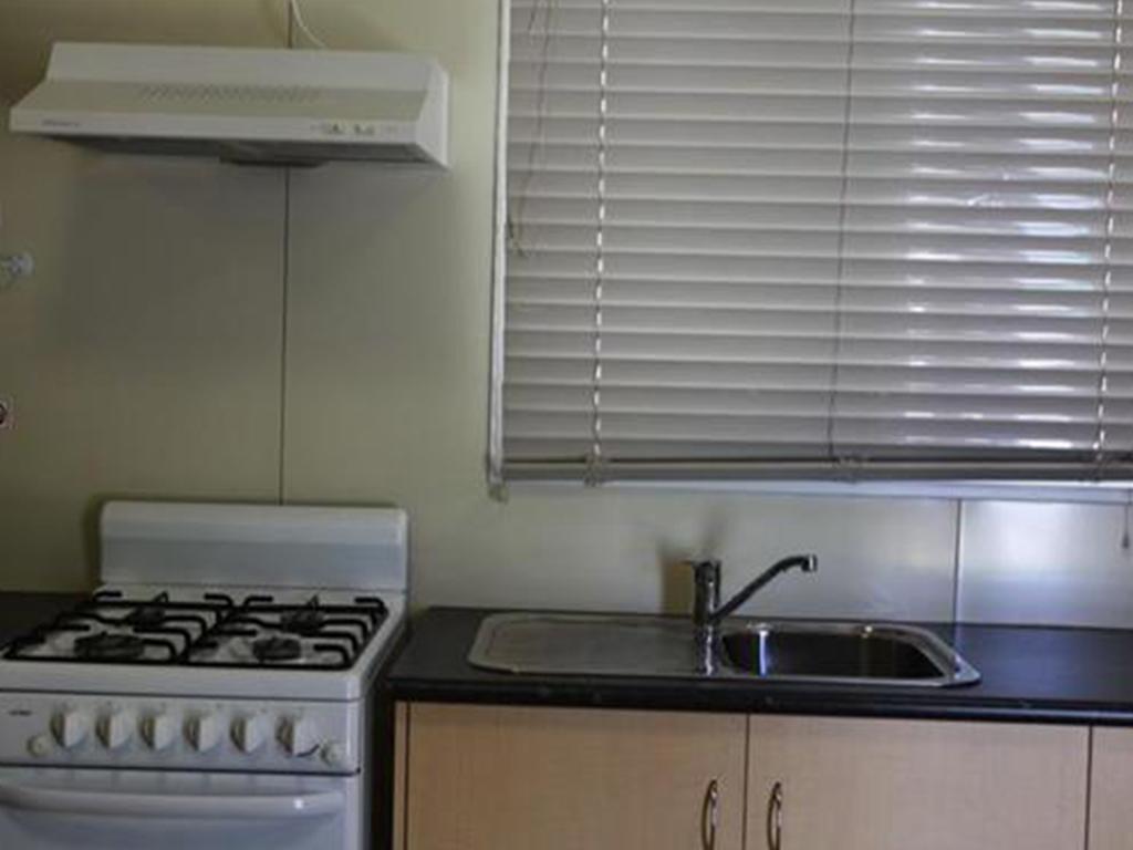Goondiwindi Holiday Park חדר תמונה